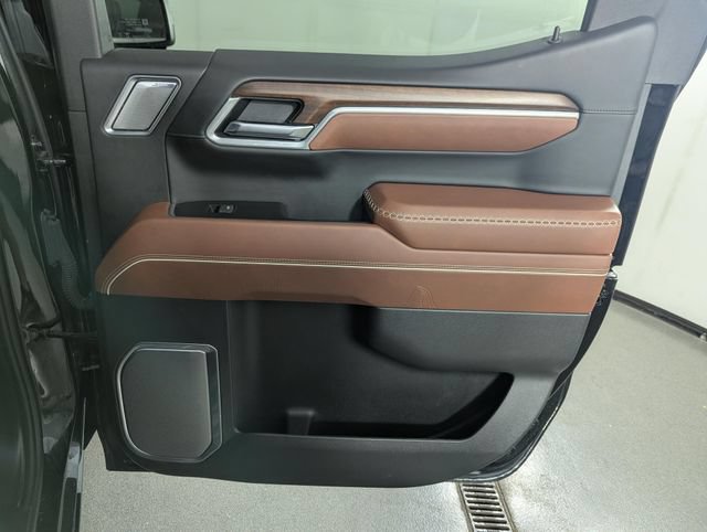 Used 2025 GMC Sierra 1500 Denali Ultimate AWD/4WD image 19