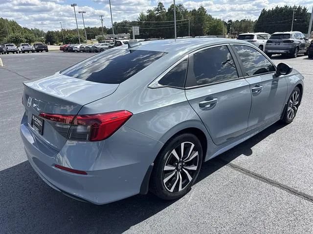Used 2023 Honda Civic EX image 7