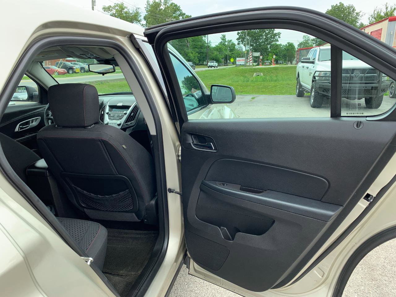 Used 2015 Chevrolet Equinox LS FWD image 30