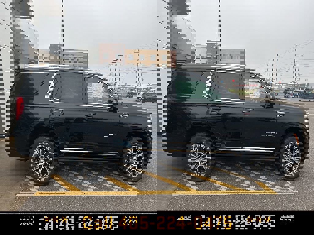 New 2026 GMC Yukon Denali w/ Denali Reserve Package AWD/4WD image 8