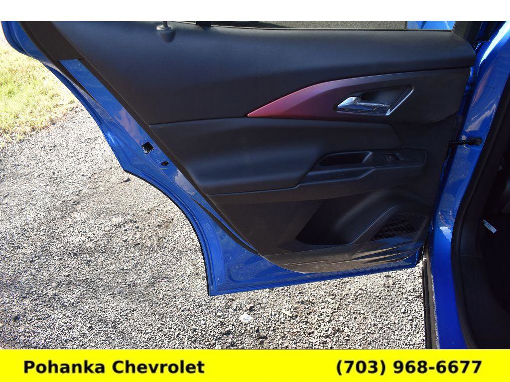 New 2026 Chevrolet Equinox EV RS FWD image 24