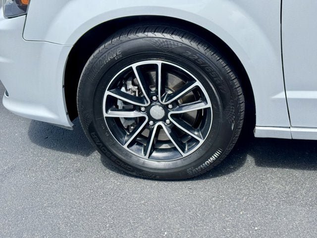 Used 2019 Dodge Grand Caravan GT FWD image 8