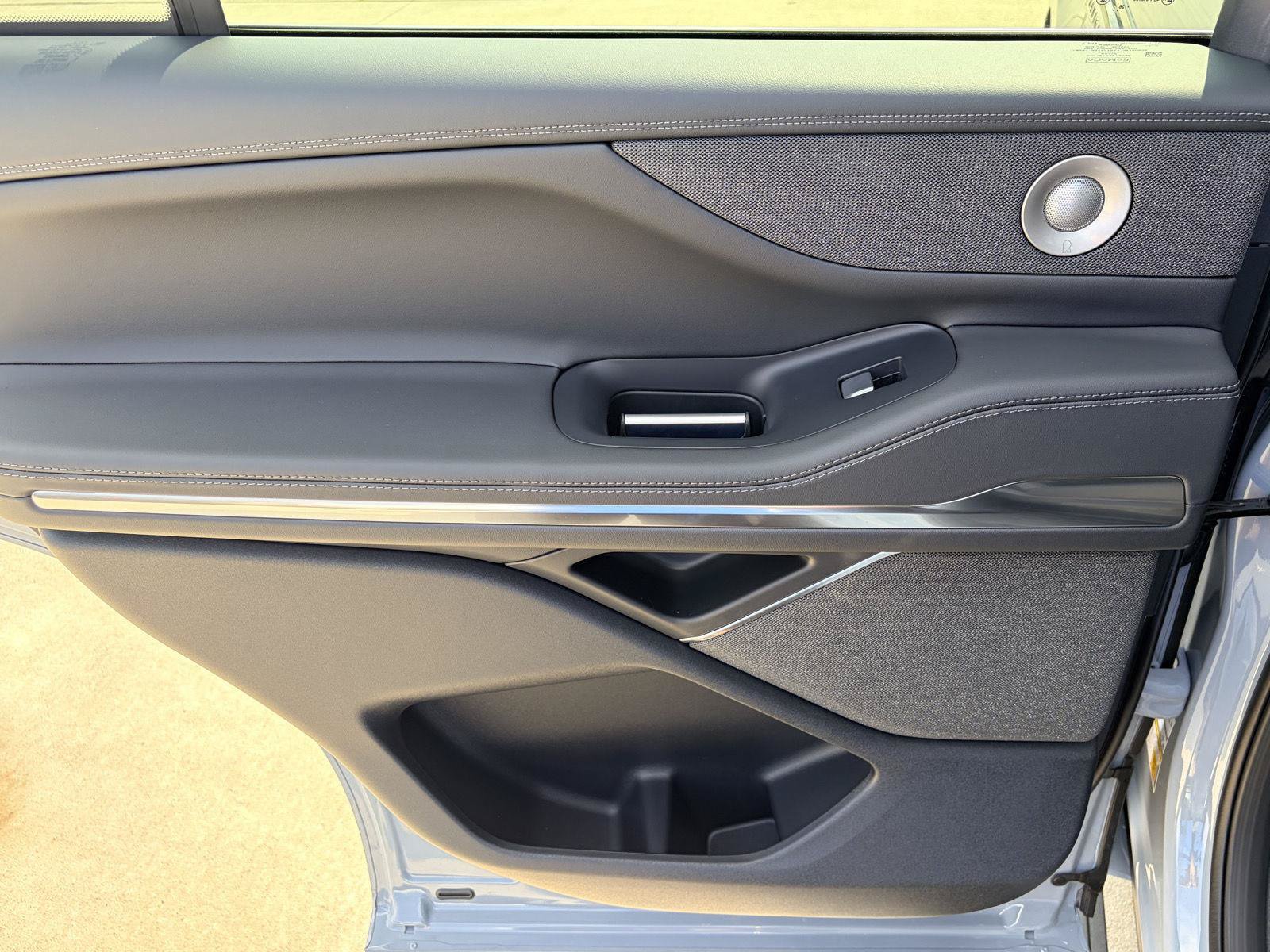 New 2027 Lincoln Navigator Reserve AWD/4WD image 35