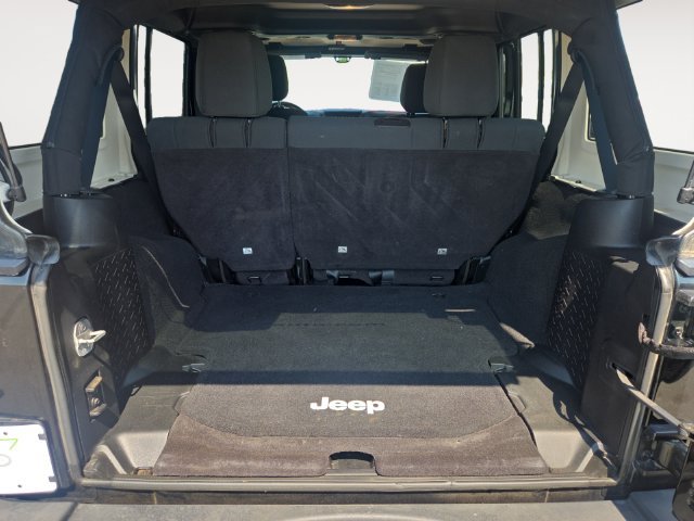 Used 2012 Jeep Wrangler Unlimited Sport AWD/4WD image 28