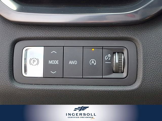 Used 2025 GMC Acadia AT4 w/ Super Cruise Package image 9