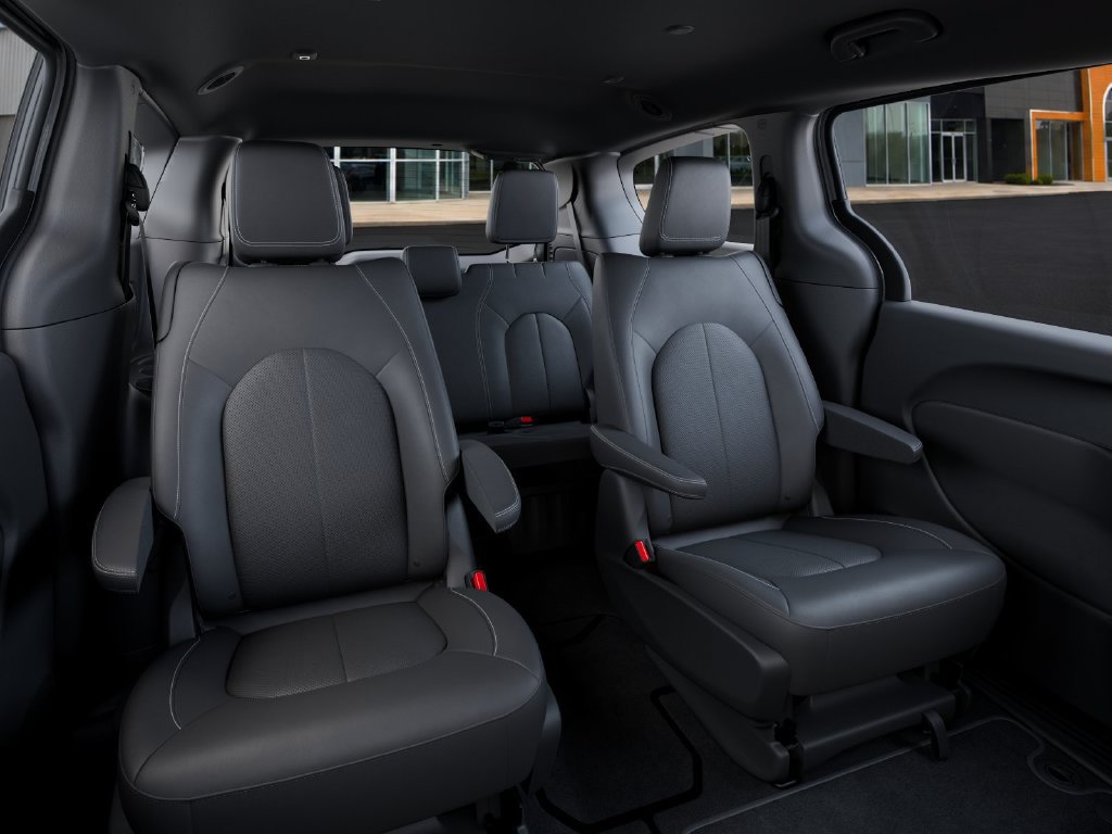 New 2027 Chrysler Pacifica LX FWD image 15