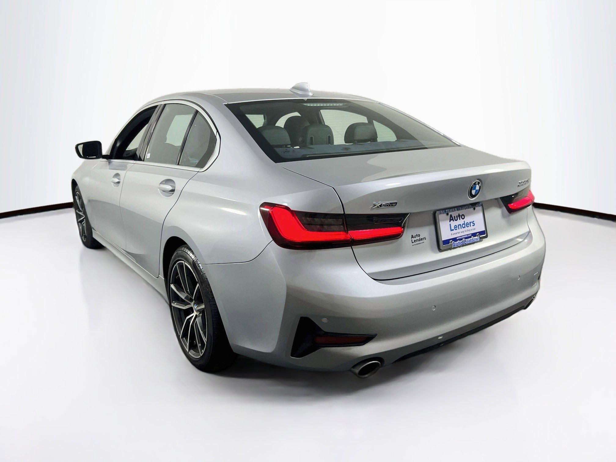 Used 2019 BMW 330i xDrive Sedan w/ Premium Package image 7
