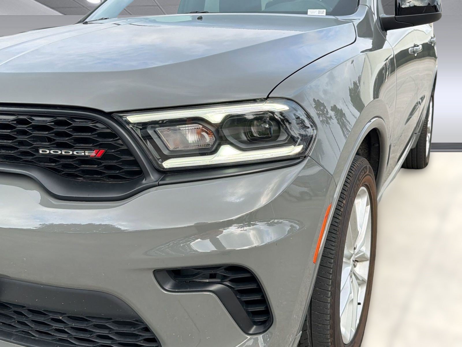 Used 2025 Dodge Durango GT AWD/4WD image 11
