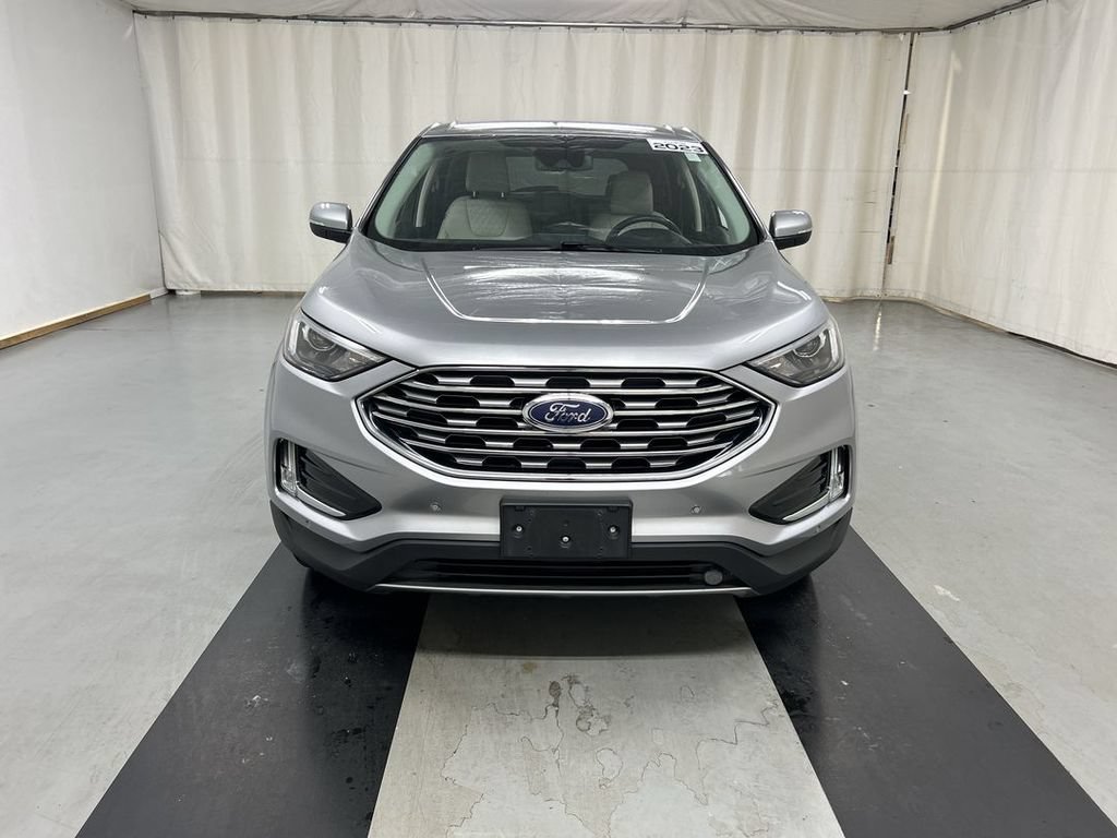 Used 2023 Ford Edge Titanium w/ Cargo Accessory Package AWD/4WD image 3