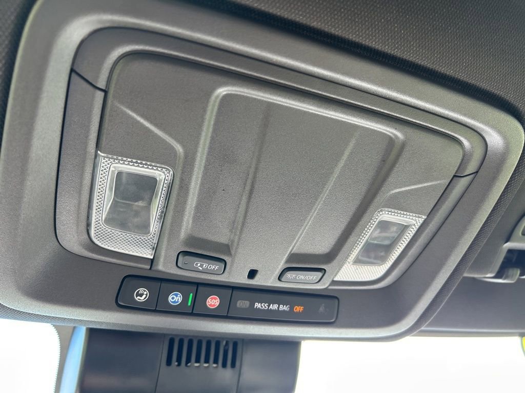 Used 2024 Chevrolet Silverado 2500 LT image 31