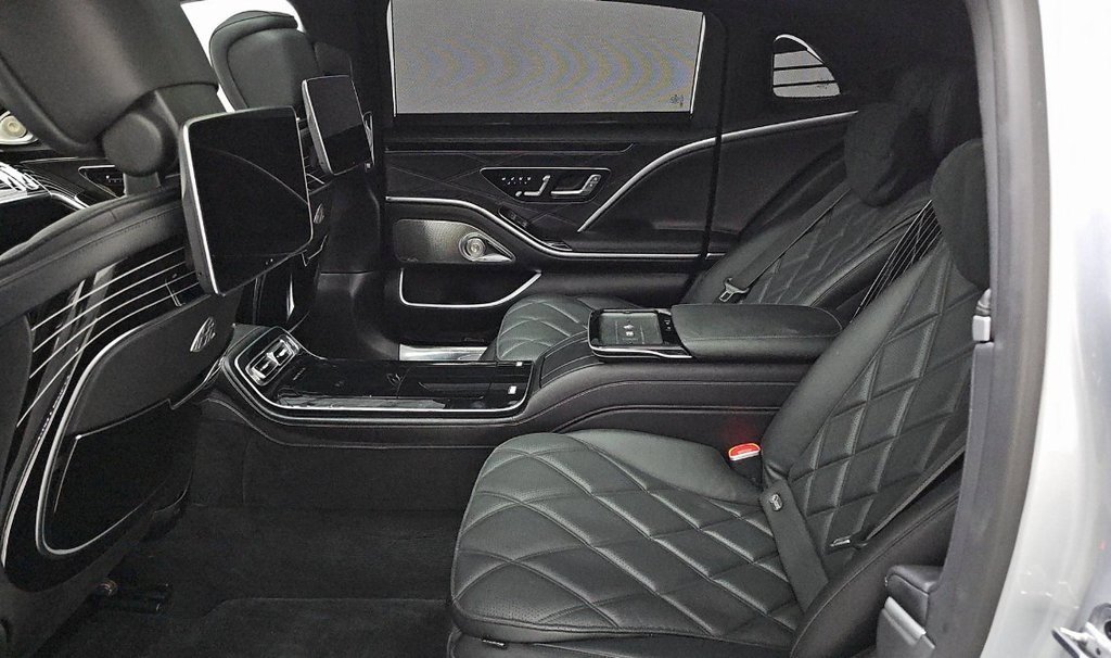 Used 2024 Mercedes-Benz Maybach S 580 4MATIC image 13