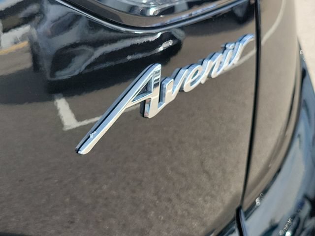 Certified 2023 Buick Envision Avenir AWD/4WD image 9