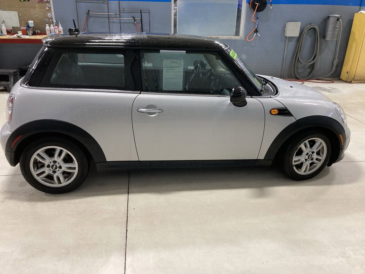 Used 2013 MINI Cooper Hardtop FWD image 8