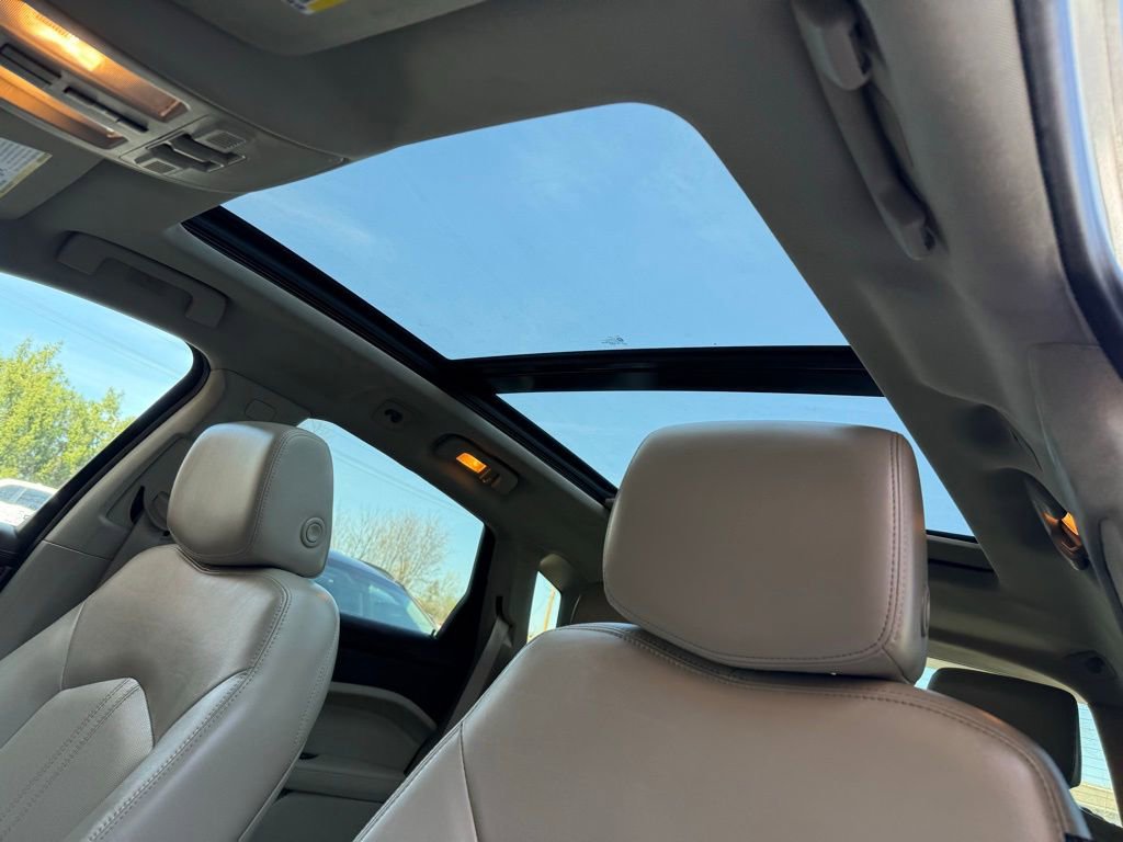 Used 2016 Cadillac SRX Luxury image 13