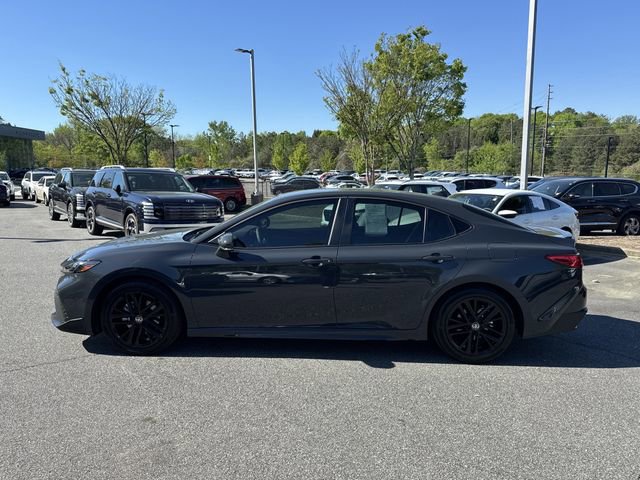 Used 2026 Toyota Camry SE FWD image 4