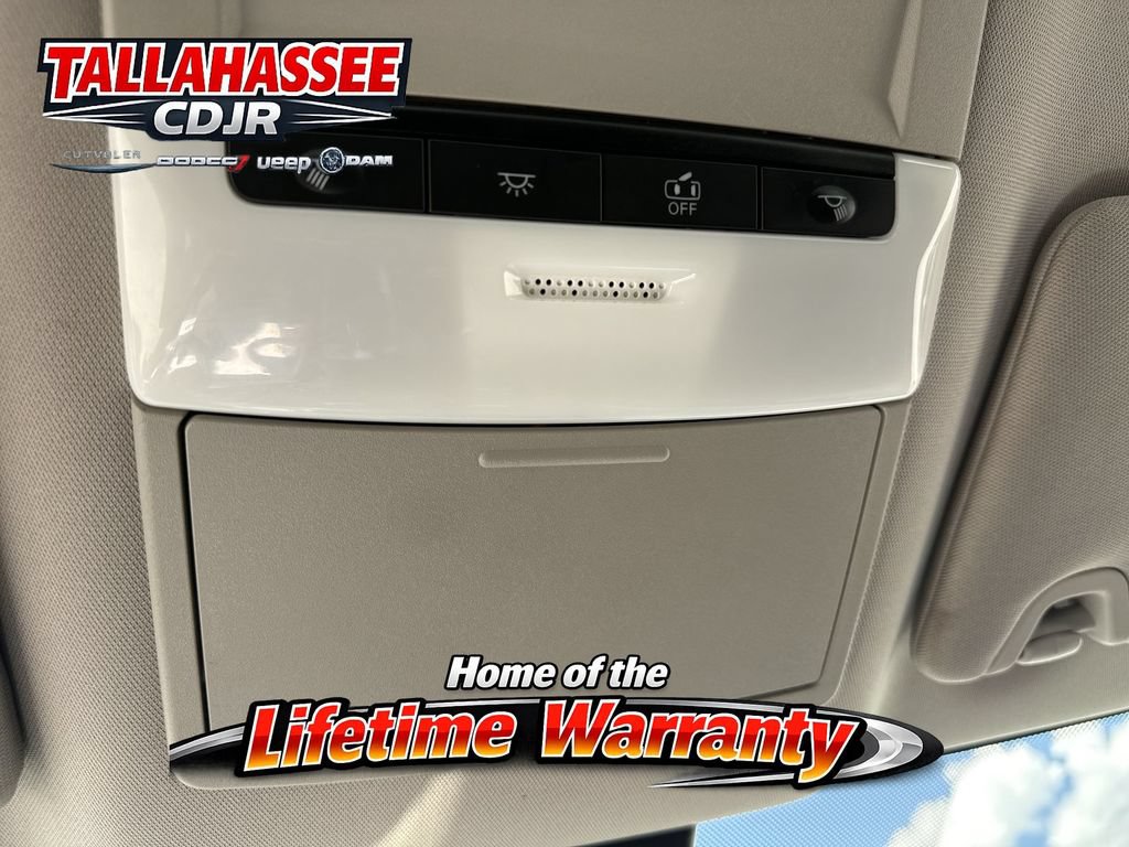 Used 2023 Nissan Altima 2.5 SV FWD image 19