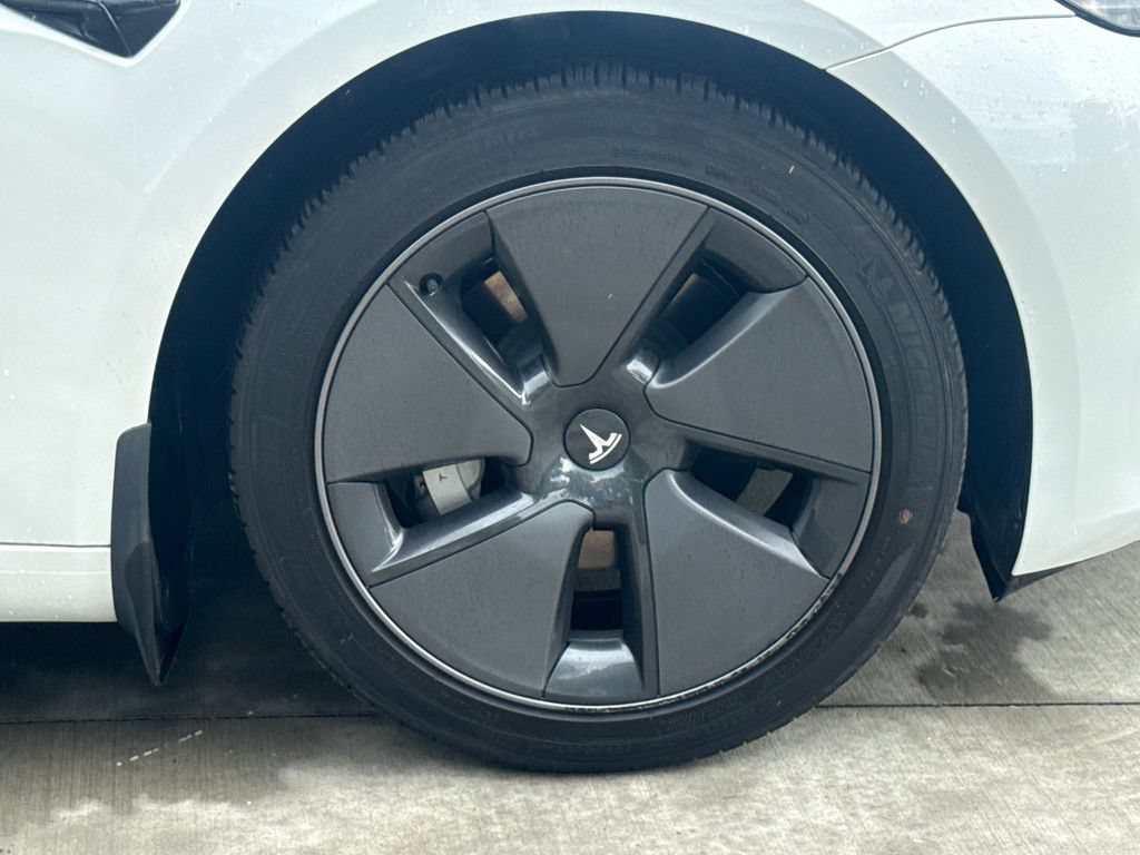Used 2023 Tesla Model 3 Standard Range RWD image 11