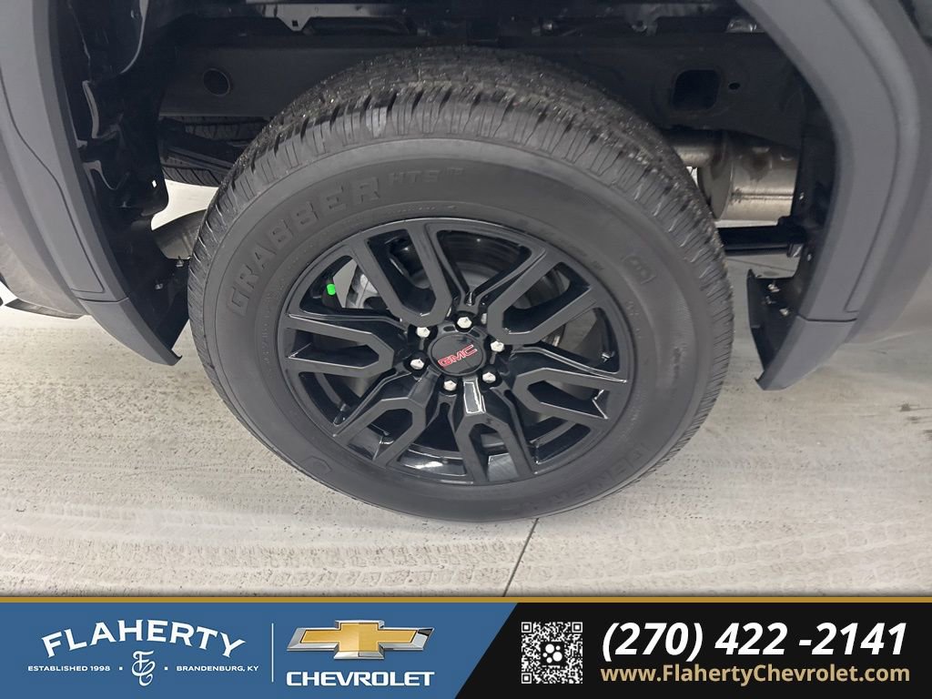 Used 2025 GMC Sierra 1500 Elevation image 16