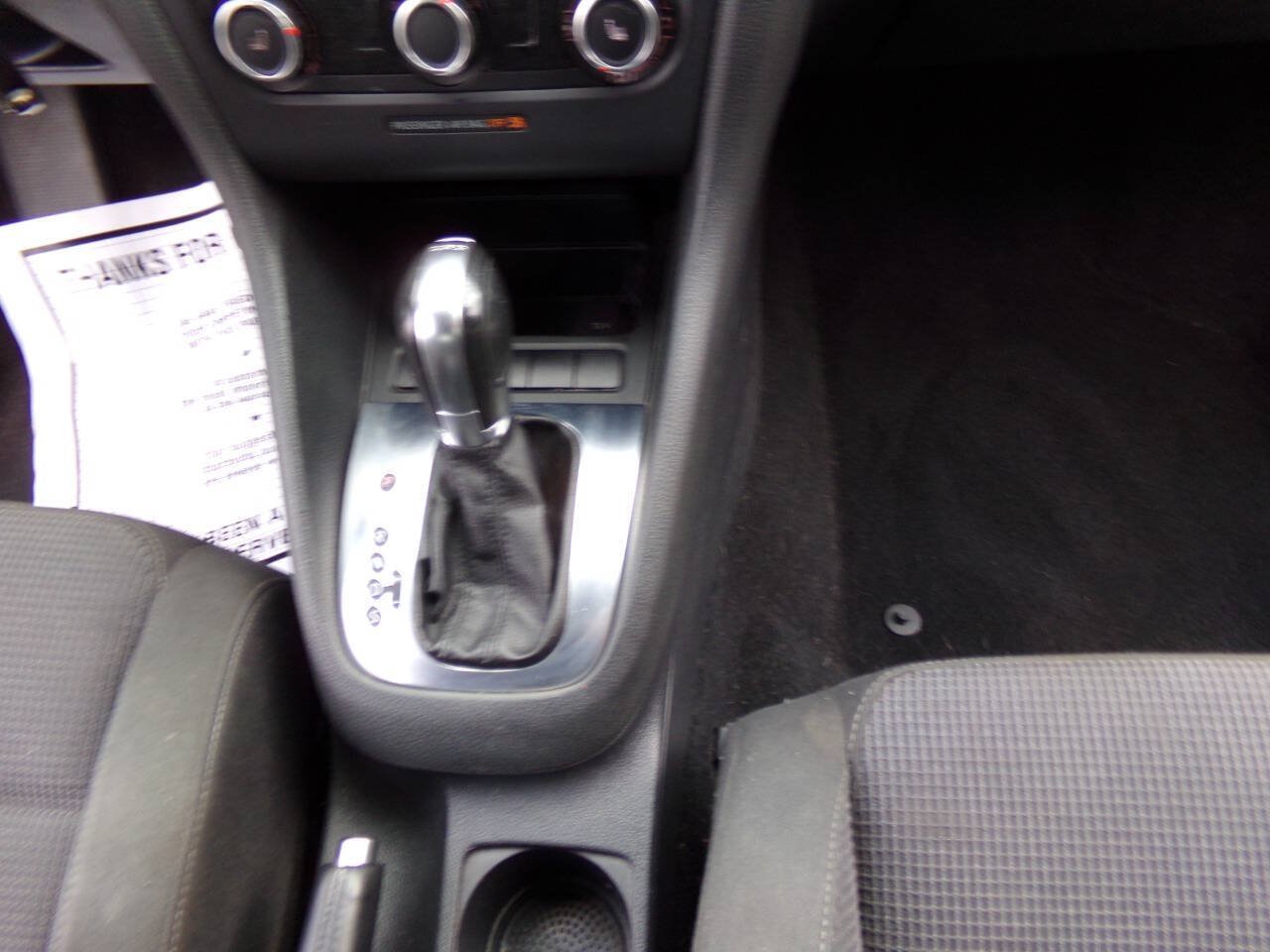 Used 2013 Volkswagen Golf TDI FWD image 27