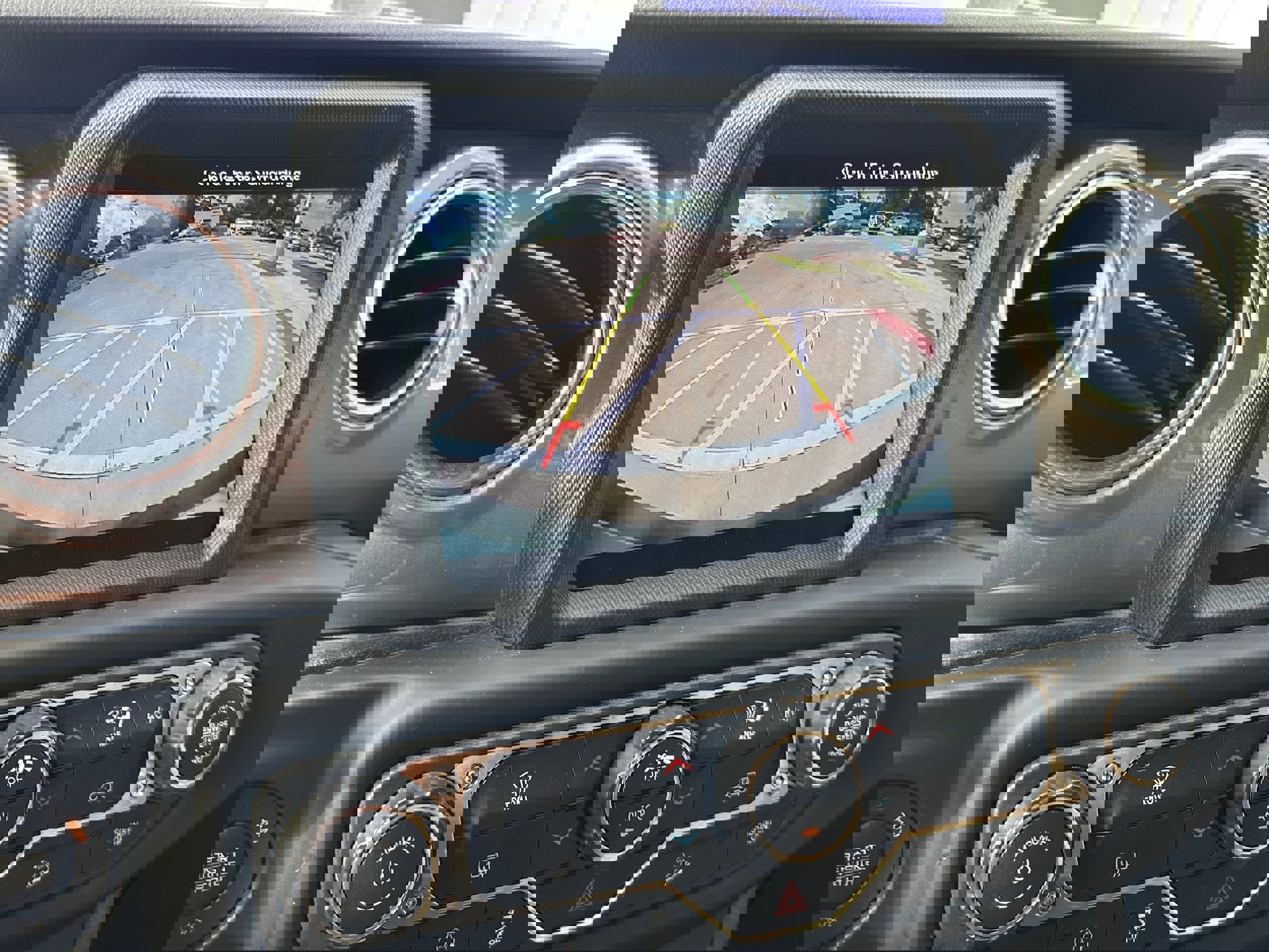 Used 2019 Jeep Wrangler Unlimited Sahara image 20