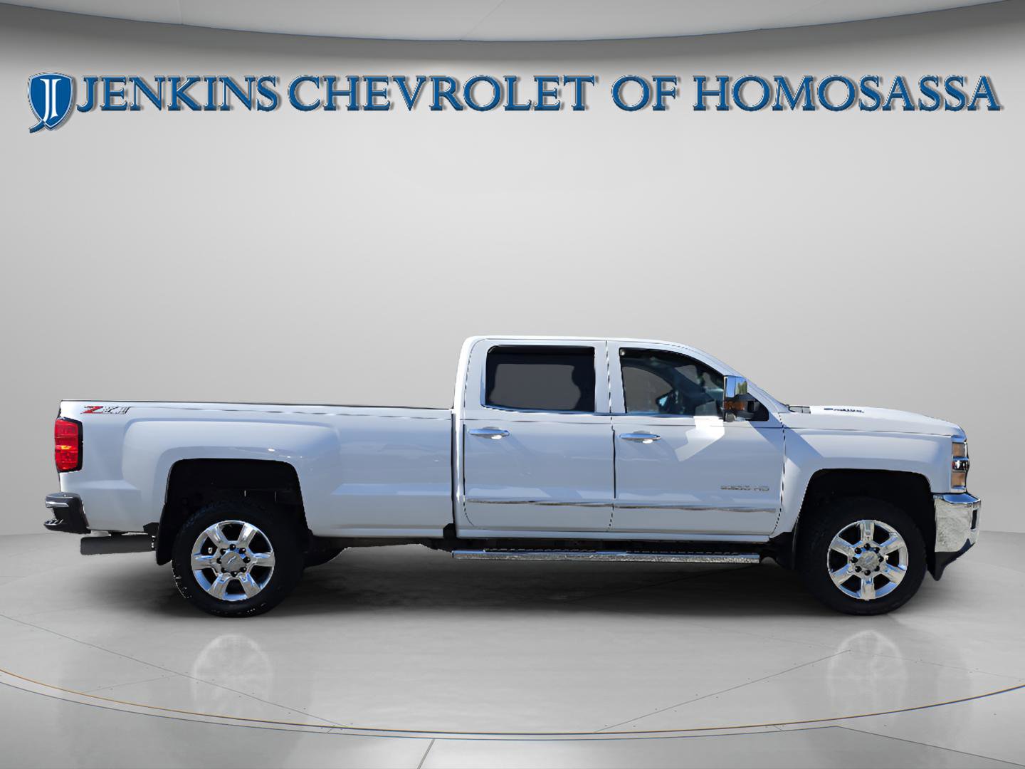 Used 2019 Chevrolet Silverado 2500 LTZ w/ Duramax Plus Package image 2