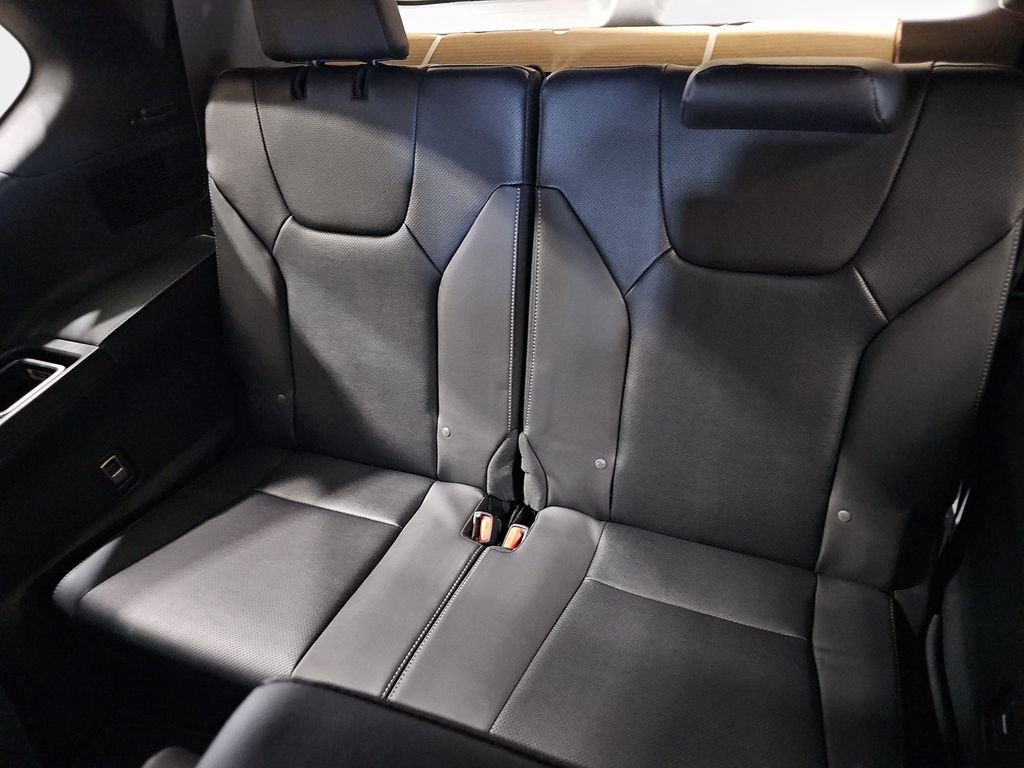 New 2026 Lexus TX 500h AWD image 15