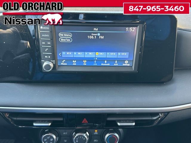 Used 2025 Nissan Kicks S image 12