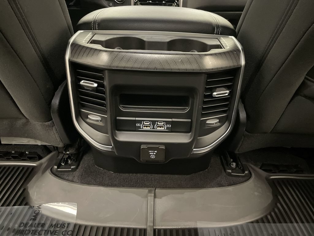 Used 2025 RAM 1500 Big Horn AWD/4WD image 14