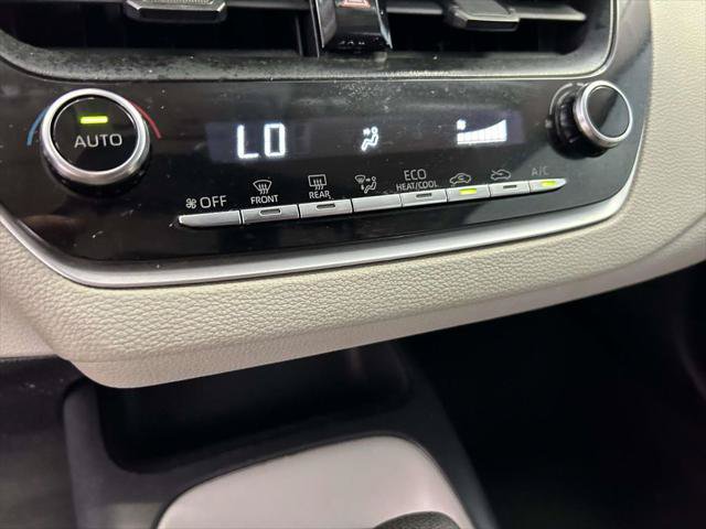 Certified 2022 Toyota Corolla LE FWD image 21