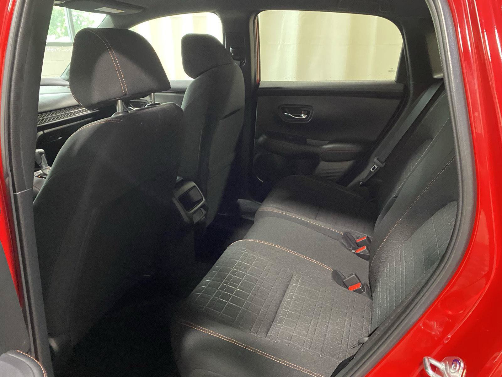 Used 2025 Honda HR-V Sport image 15