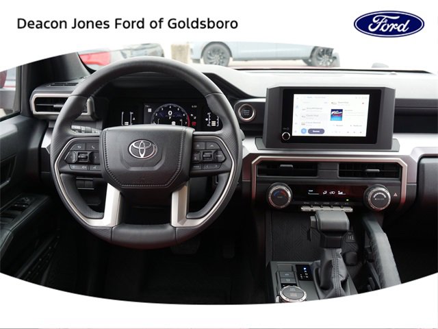 Used 2025 Toyota 4Runner SR5 image 16