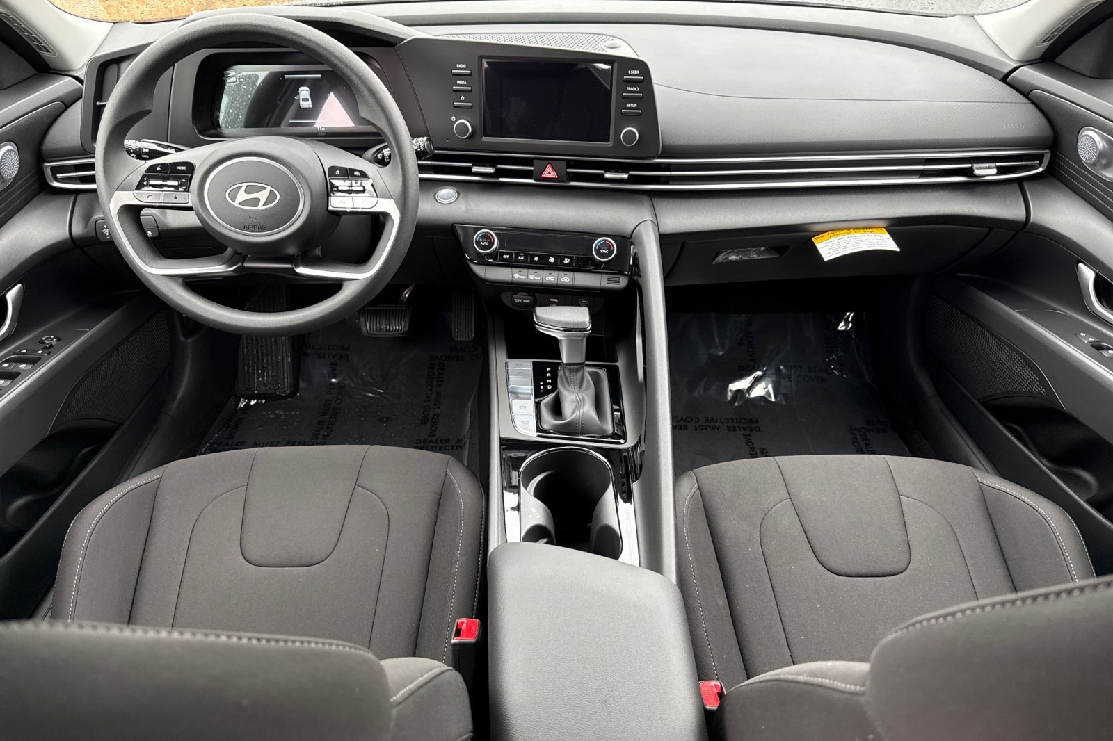 New 2026 Hyundai Elantra Hybrid FWD image 12