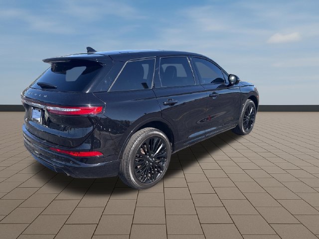 Certified 2024 Lincoln Corsair AWD w/ Equipment Group 101A image 7