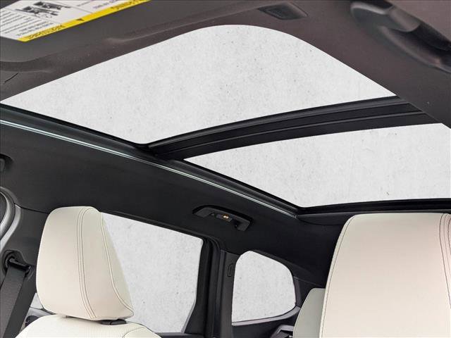 New 2026 BMW X1 xDrive28i w/ Technology Package image 15