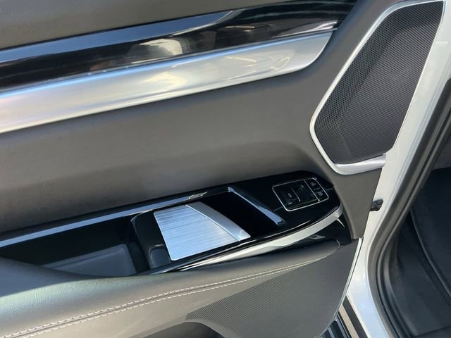 Used 2025 Cadillac Escalade Sport w/ LPO, ONYX Package AWD/4WD image 21