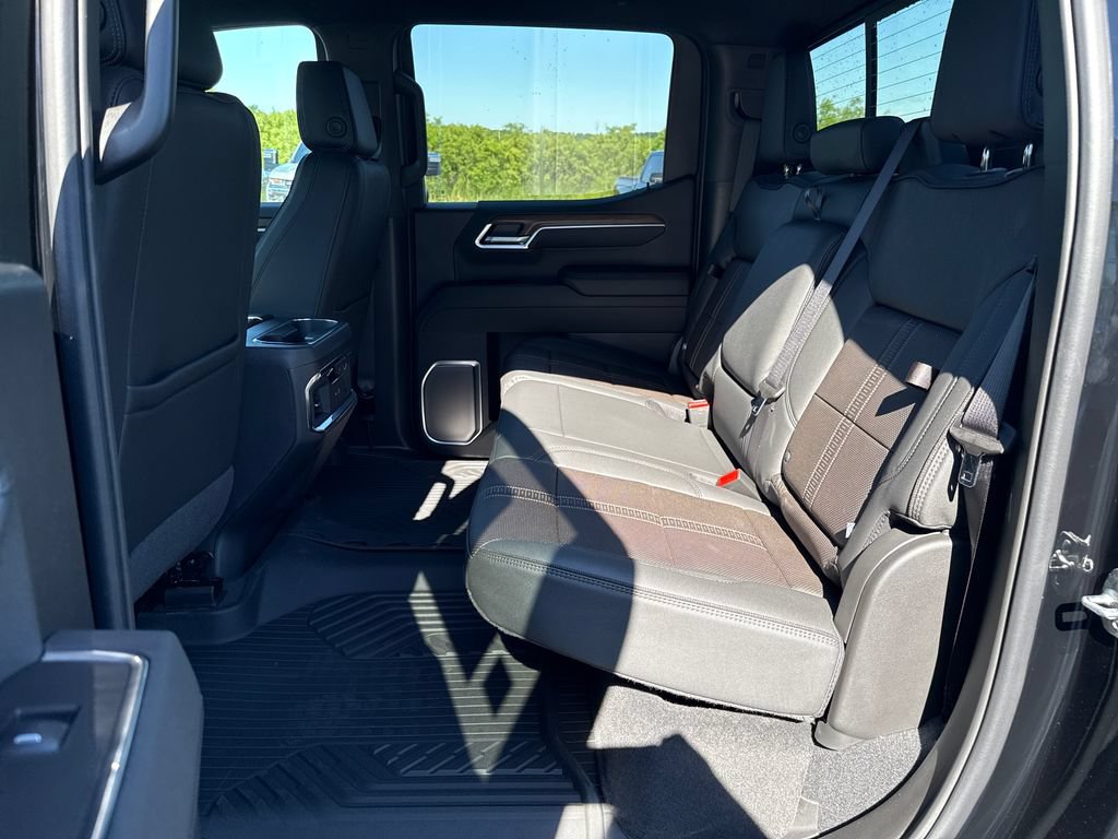 New 2026 Chevrolet Silverado 1500 High Country w/ Midnight Edition AWD/4WD image 28