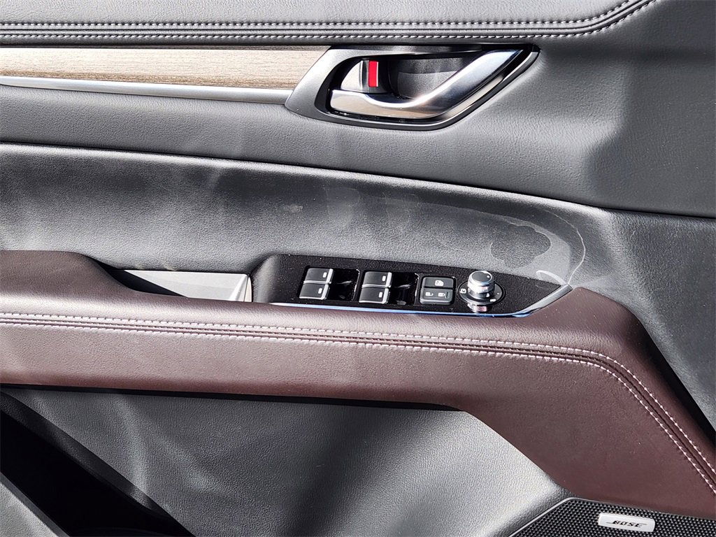 New 2025 MAZDA CX-5 Signature image 10