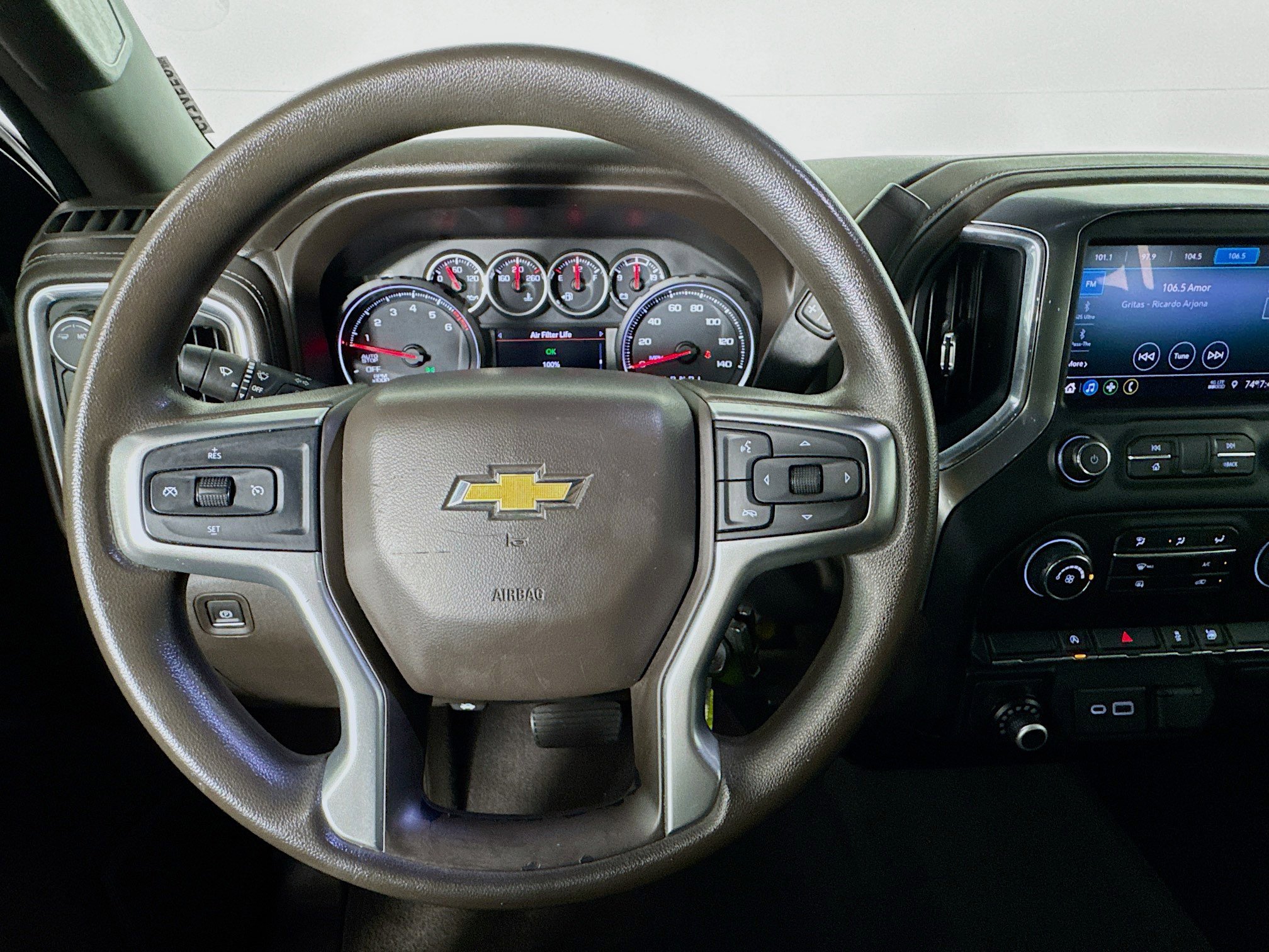 Used 2020 Chevrolet Silverado 1500 LT image 11