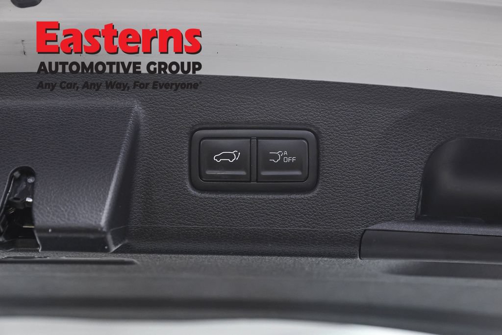 Used 2025 Kia Telluride S FWD image 26