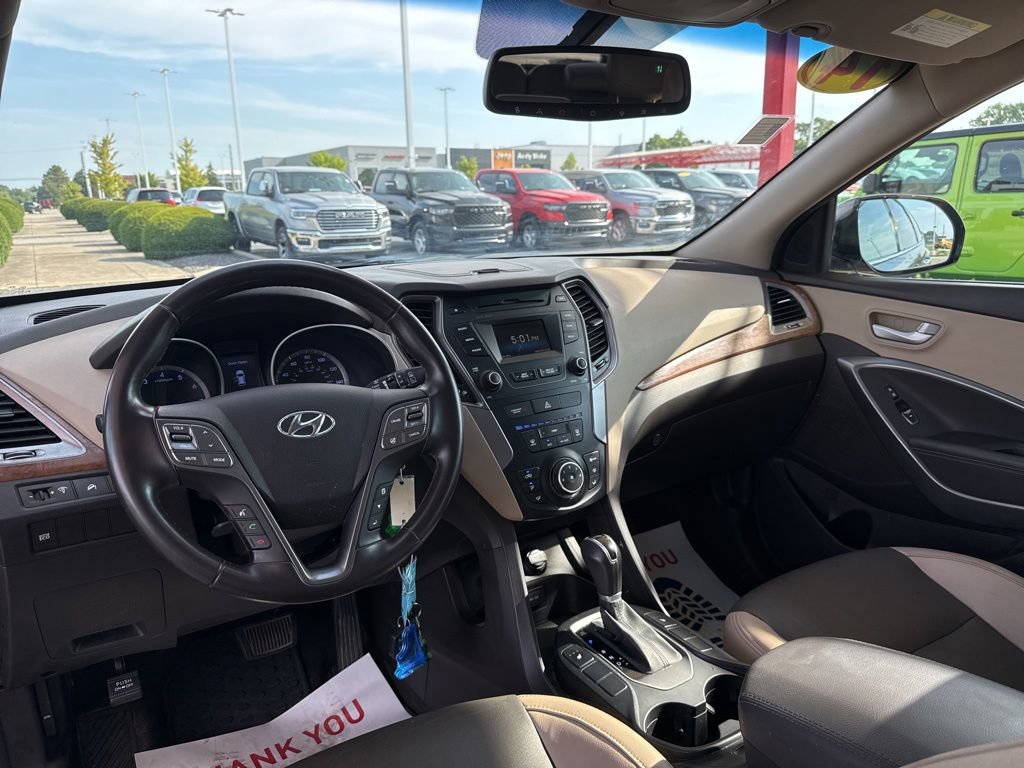 Used 2014 Hyundai Santa Fe GLS image 14