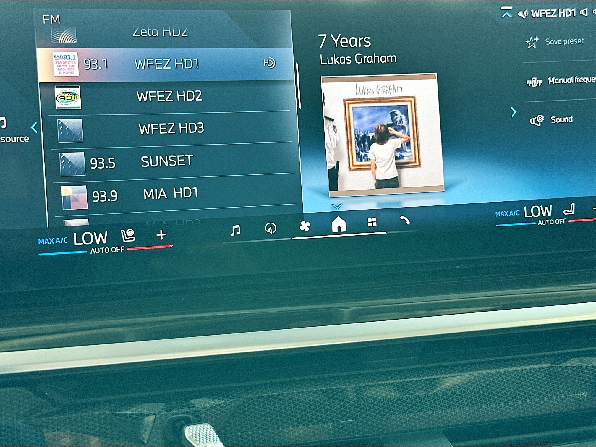 Certified 2024 BMW X7 xDrive40i w/ Premium Package image 15