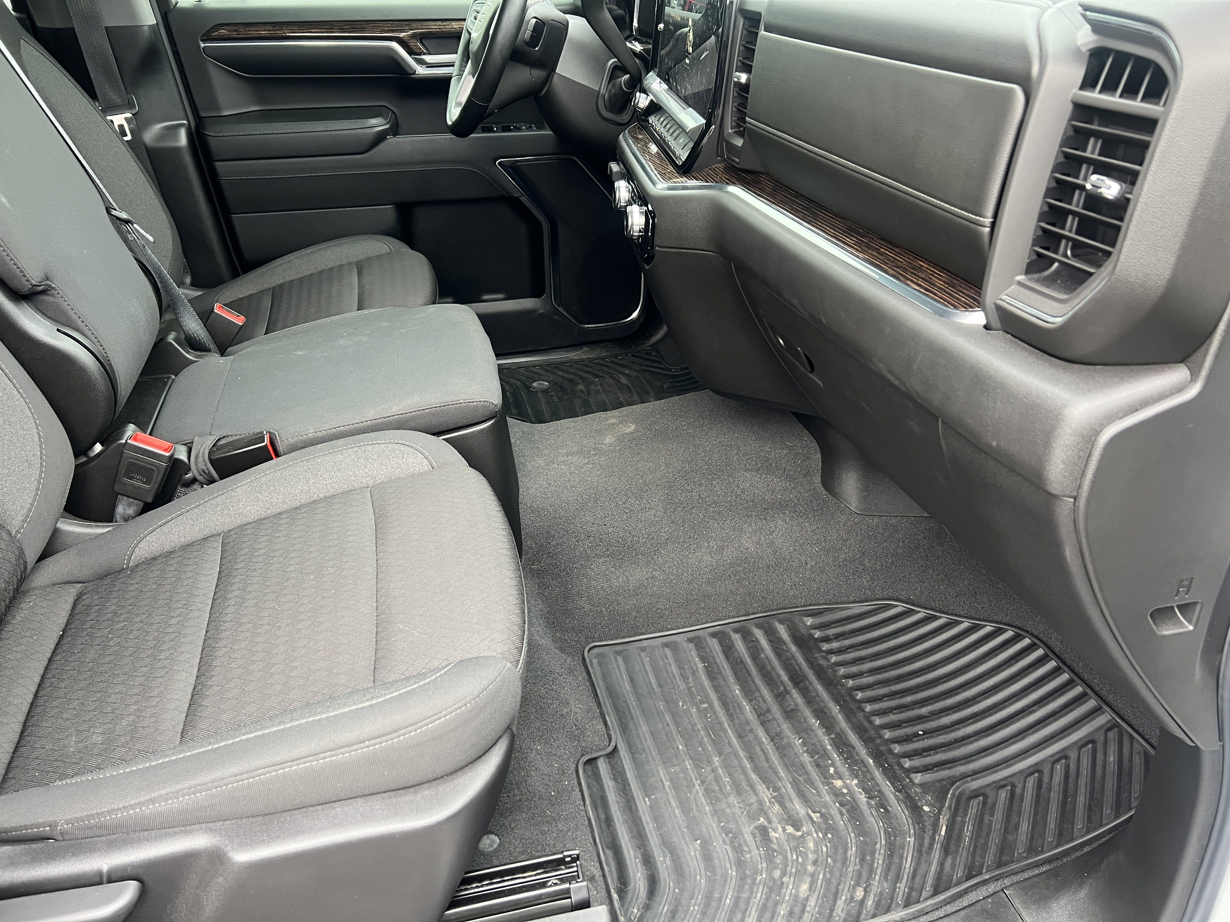 Used 2024 GMC Sierra 1500 SLE w/ Preferred Package image 20