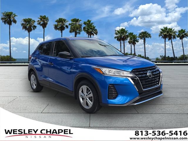 Certified 2021 Nissan Kicks S FWD image 1
