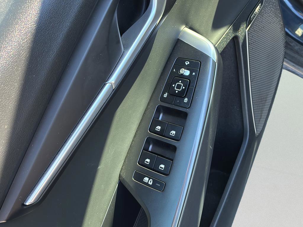 Used 2023 Kia EV6 Wind image 12