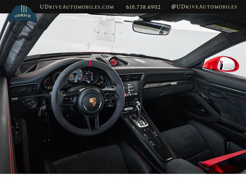 Used 2018 Porsche 911 GT2 RS RWD image 9