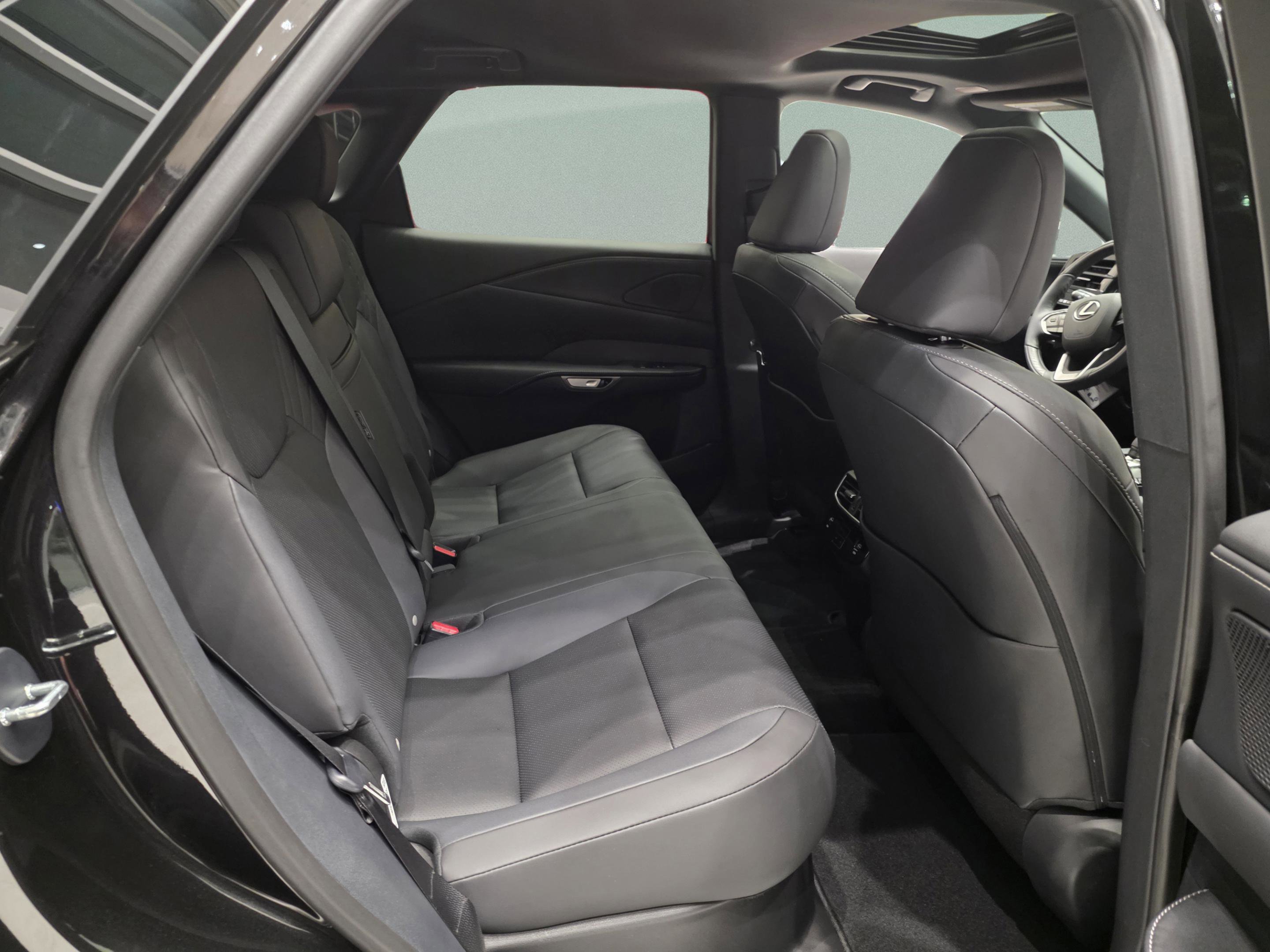 New 2026 Lexus RX 350 F Sport image 21