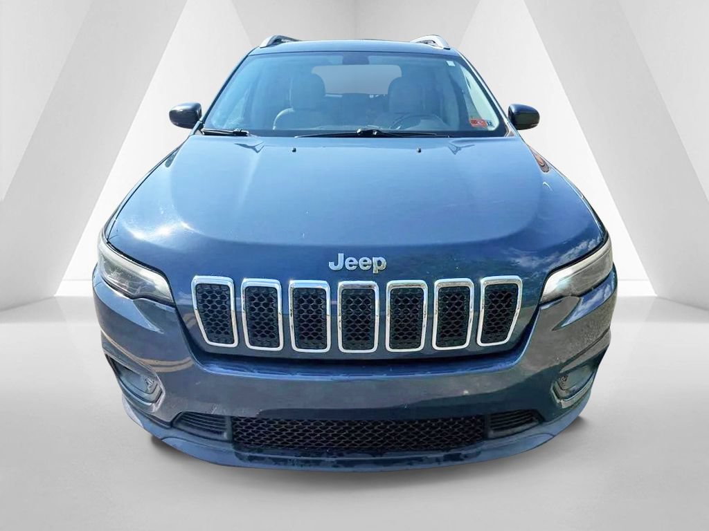 Used 2020 Jeep Cherokee Latitude Plus AWD/4WD image 2