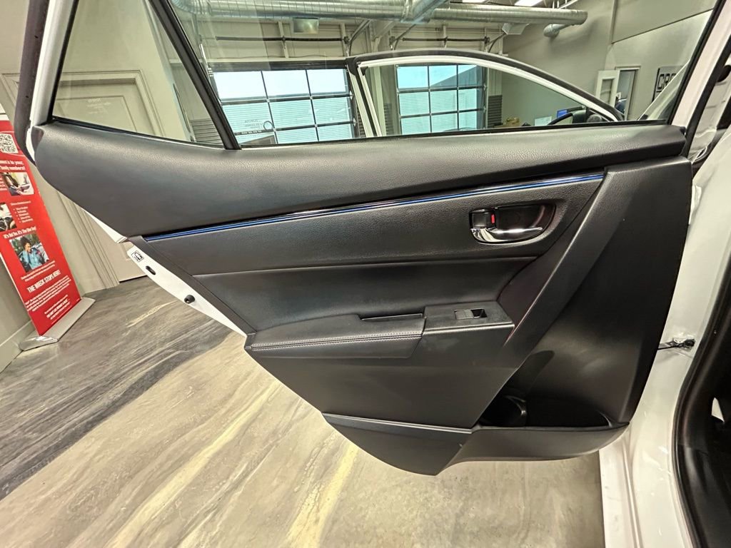 Used 2017 Toyota Corolla SE w/ Carpet Mat Package (TMS) image 45