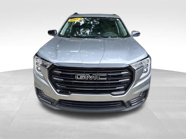 Used 2023 GMC Terrain SLE w/ Driver Convenience Package AWD/4WD image 2