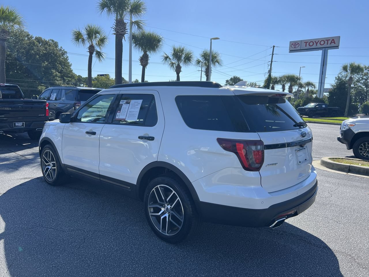 Used 2016 Ford Explorer Sport AWD/4WD image 8
